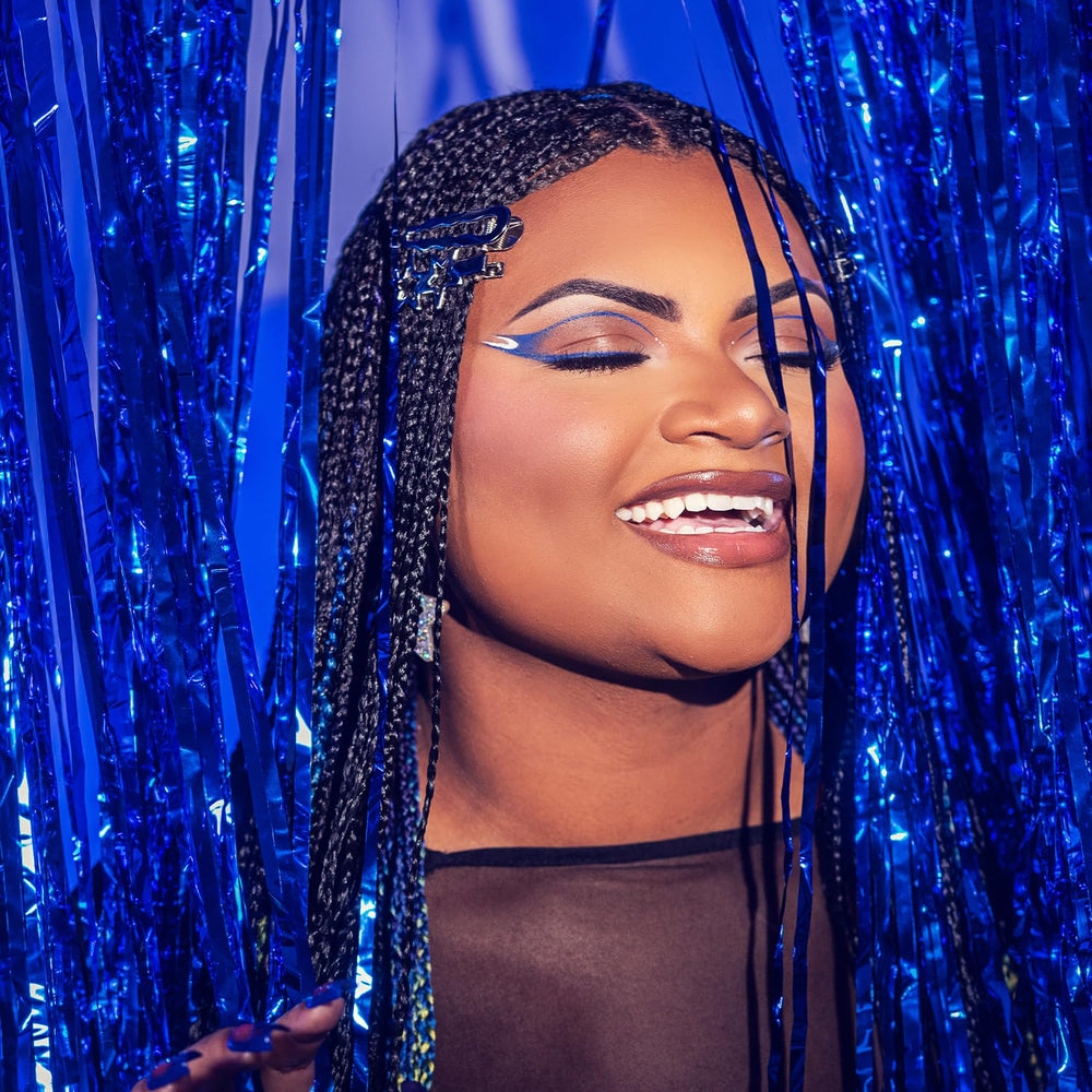 KimChiChic smokey eye using cobalt blue for blended color depth