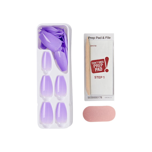 KISS close-up glossy finish texture highlighting durable salon-like shine benefit