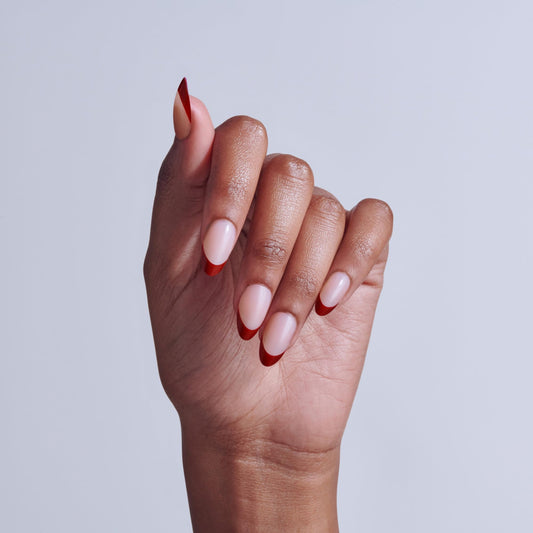 KISS close-up of nail texture and glossy finish highlighting durable look