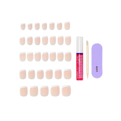 KISS nails lined up to show the wider size range for better fit