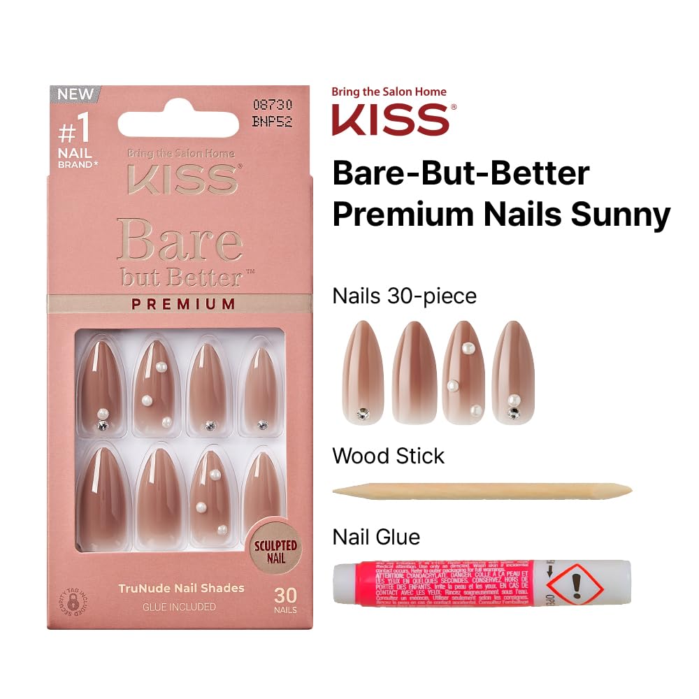 KISS nails being worn to demonstrate long almond shape and elegance