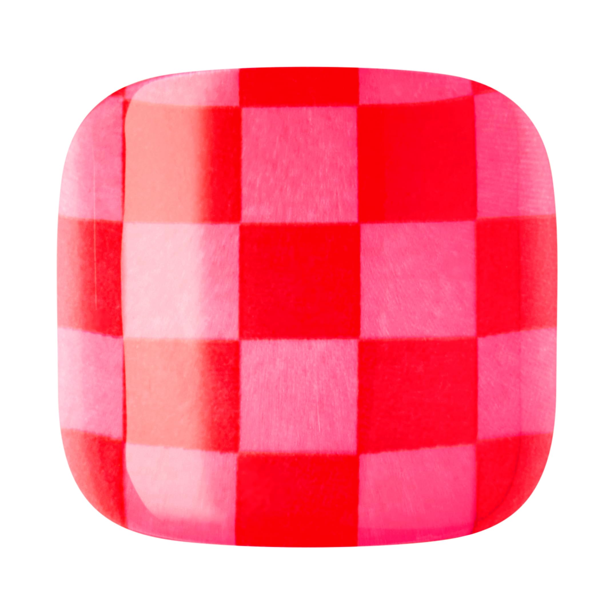 KISS toenails worn in sandals on a lifestyle scene enhancing sandal-ready appearance