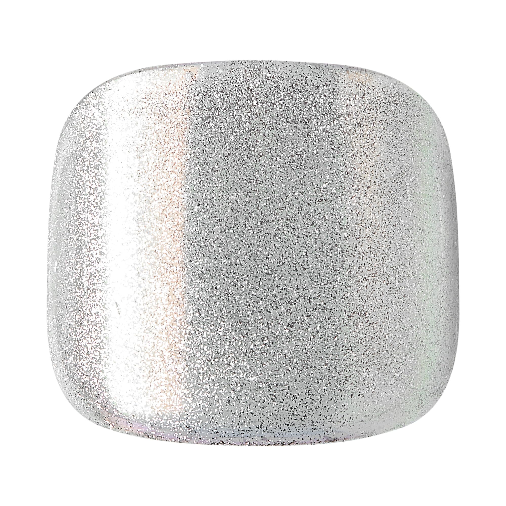 KISS top view showing squoval nail shape for natural-looking fit