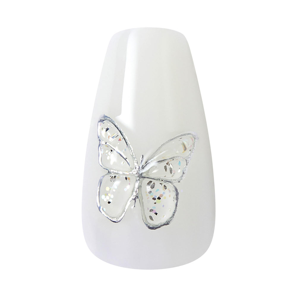 KISS 2g glue, manicure stick, and mini file included for easy application