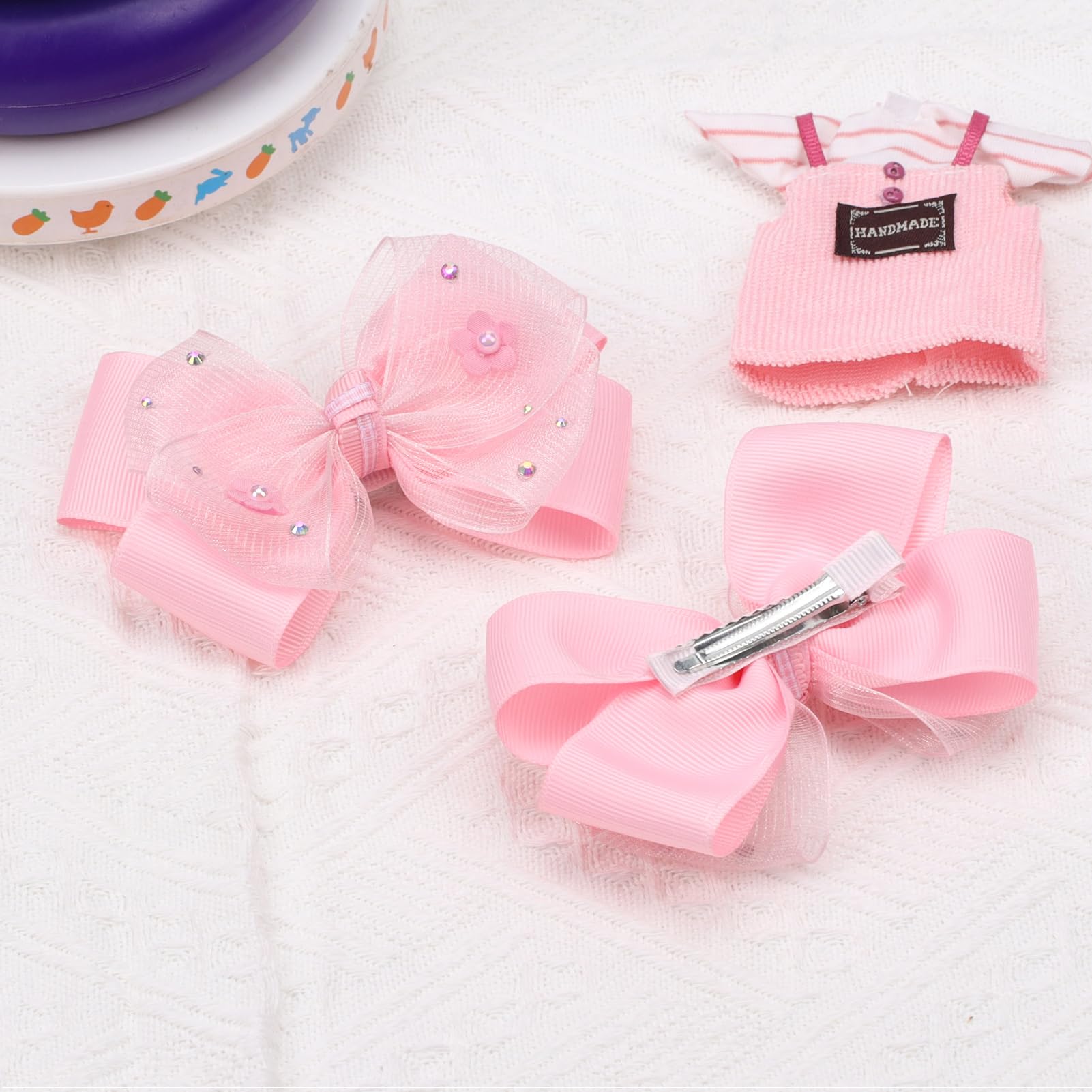 Kiszu bow worn on toddler showing pretty styling and comfort