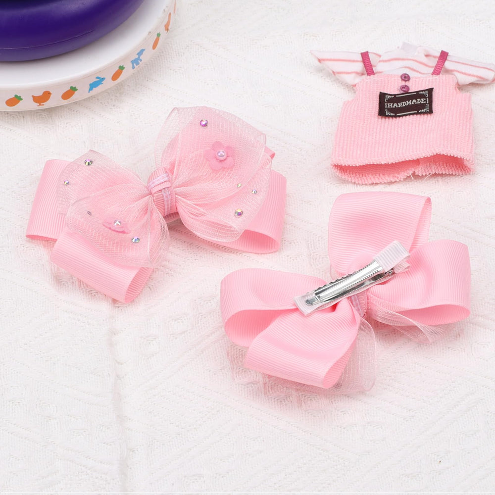 Kiszu bow worn on toddler showing pretty styling and comfort