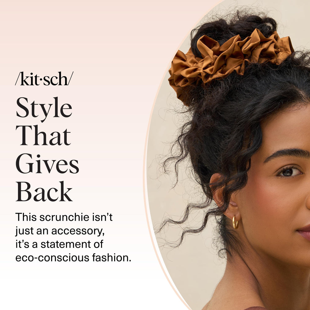 Kitsch camel seam and elastic detail illustrating construction and long-lasting stretch