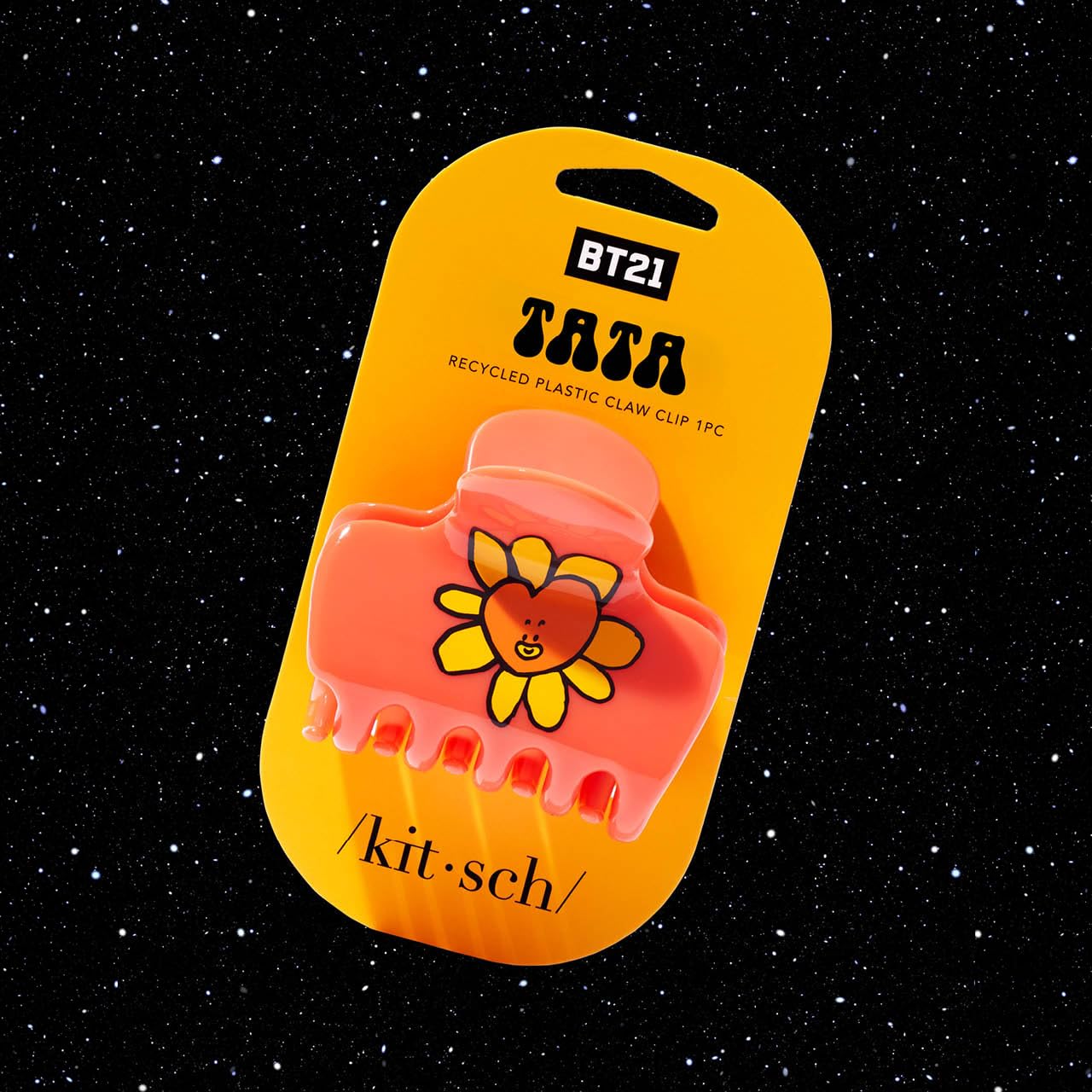 Kitsch TATA tooth detail highlighting smooth recycled-plastic edges for gentle hold