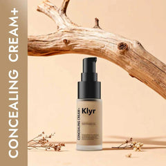 Klyr cream texture close-up demonstrating smooth blendability benefit