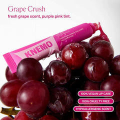 KNEMO applicator close-up demonstrating precise, mess-free application benefit