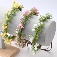 KorViSHOW lifestyle on wedding table showcasing romantic event-ready accessory