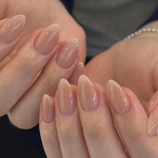 KQueenest close-up of thick acrylic texture highlighting crack resistance and durability