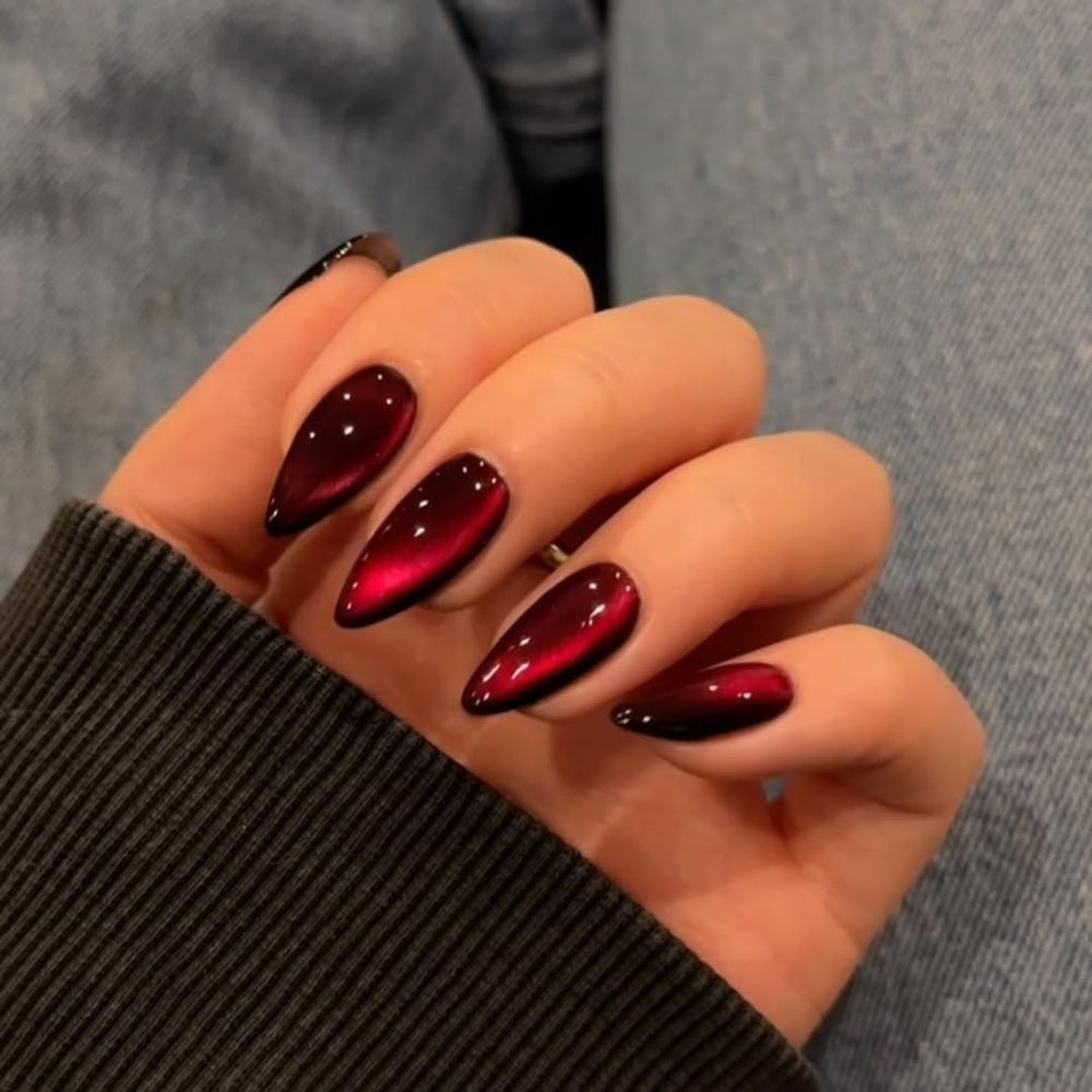 KQueenest front packaging showing burgundy cat eye nails and glossy finish benefit instant style