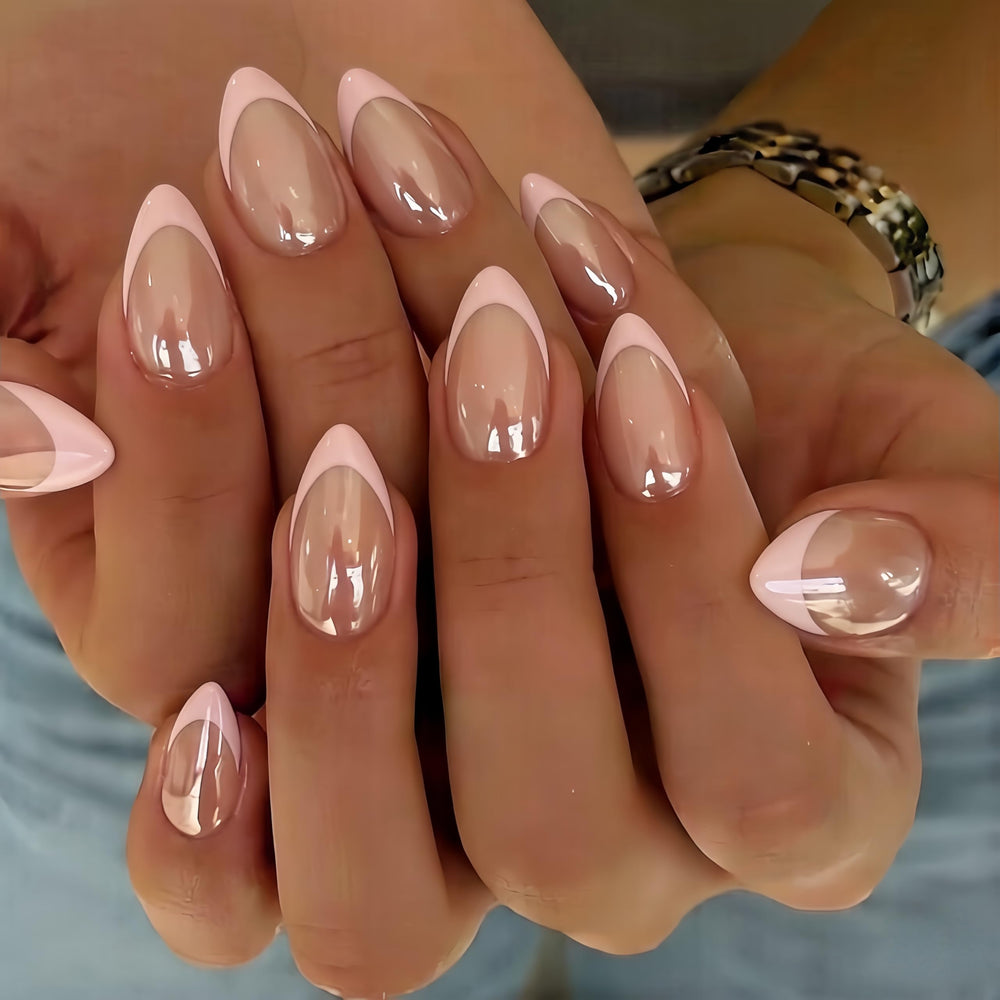 KQueenest front packaging showing chrome French tips and almond shape, elegant finish