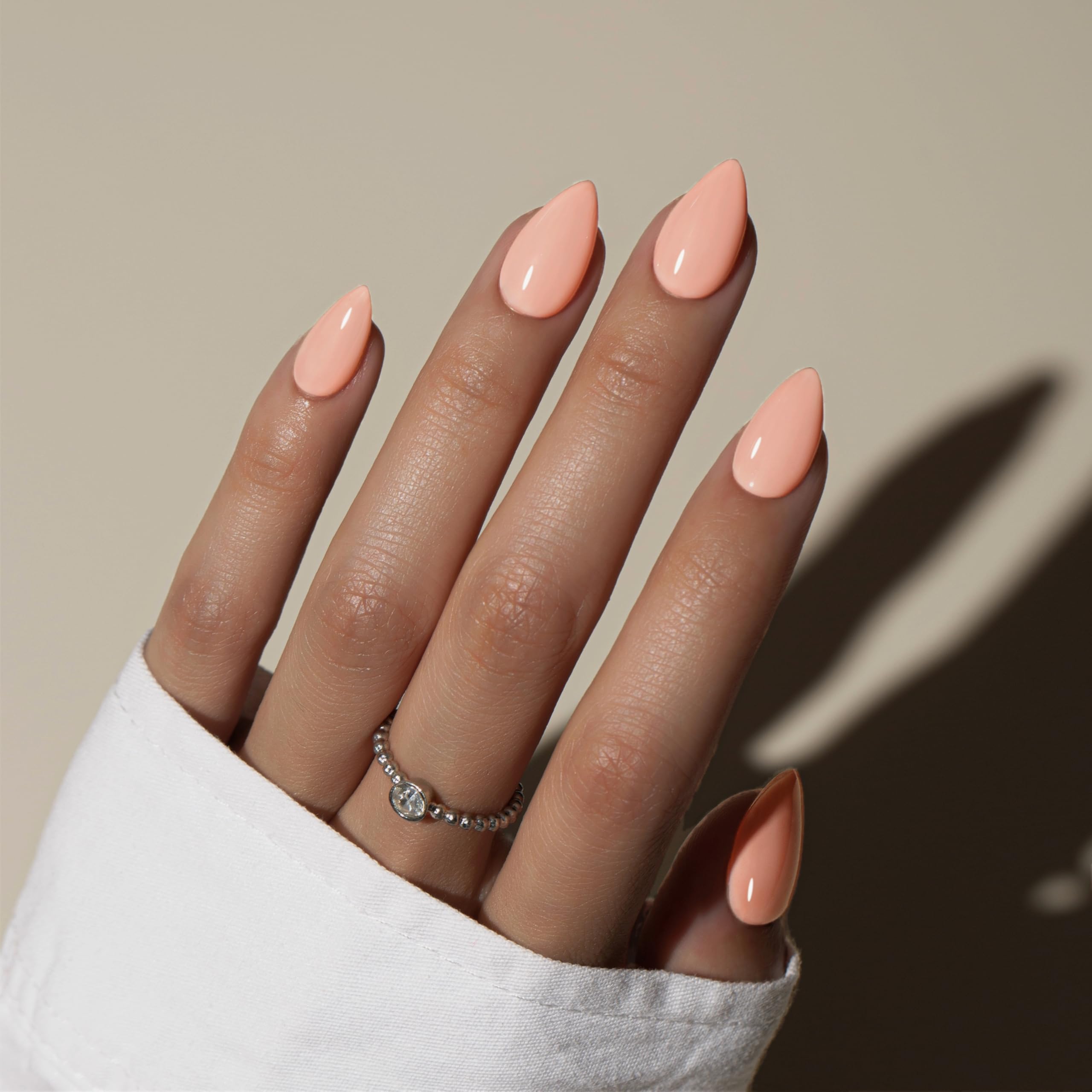 KQueenest front packaging showing coral pink 30-piece kit benefit: complete set