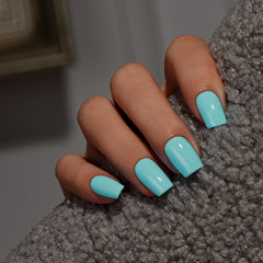 KQueenest front packaging showing teal blue nails and kit, ready-to-use convenience