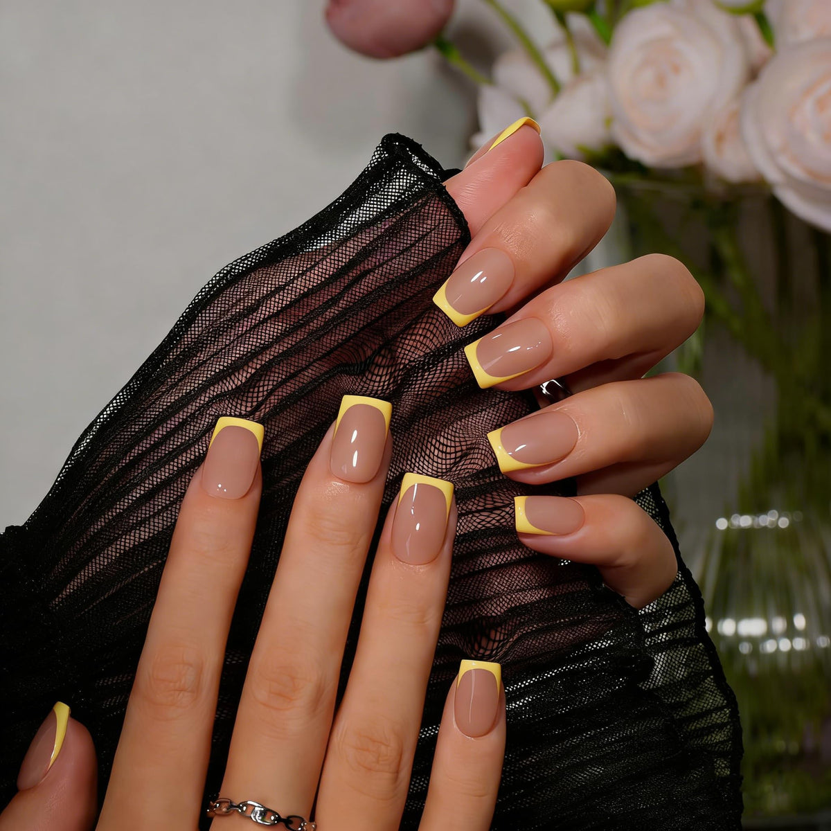 KQueenest front packaging showing yellow French tip set and included tools