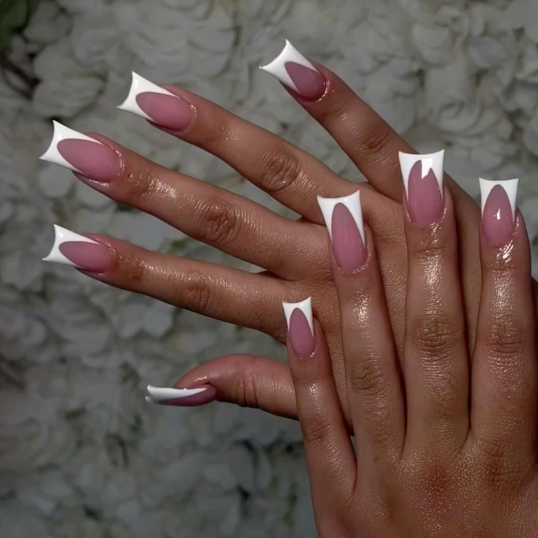 KQueenest front packaging showing 30-piece French tip set and benefits