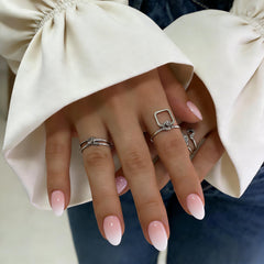 KQueenest close-up of white-to-pink gradient showing smooth glossy finish