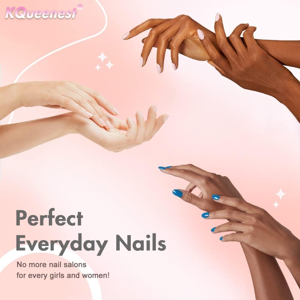 KQueenest lifestyle image at evening event showing chic black nails for styled looks