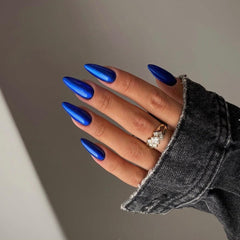 KQueenest front packaging showing 24-piece royal blue set and quick application benefit