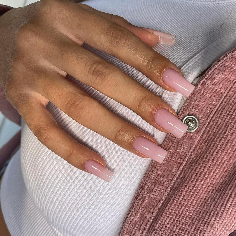 KQueenest tray displaying varied nail sizes for accurate fitting and choice