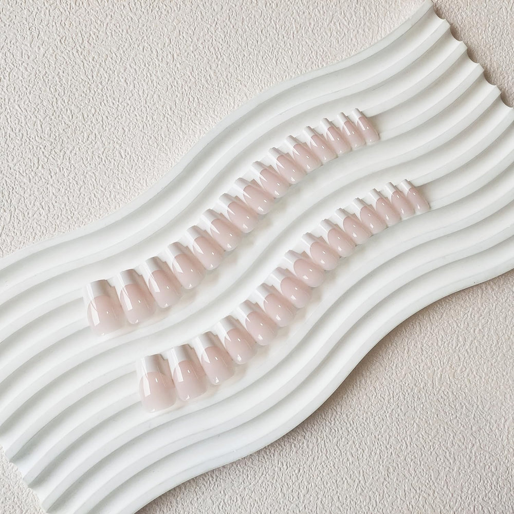 KXAMELIE application kit with nails, adhesive tabs, file and stick for easy use benefit