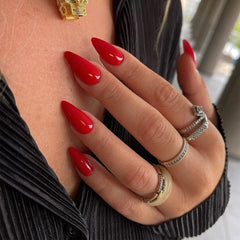 kxamelie close-up gel texture highlighting glossy finish and salon-quality look
