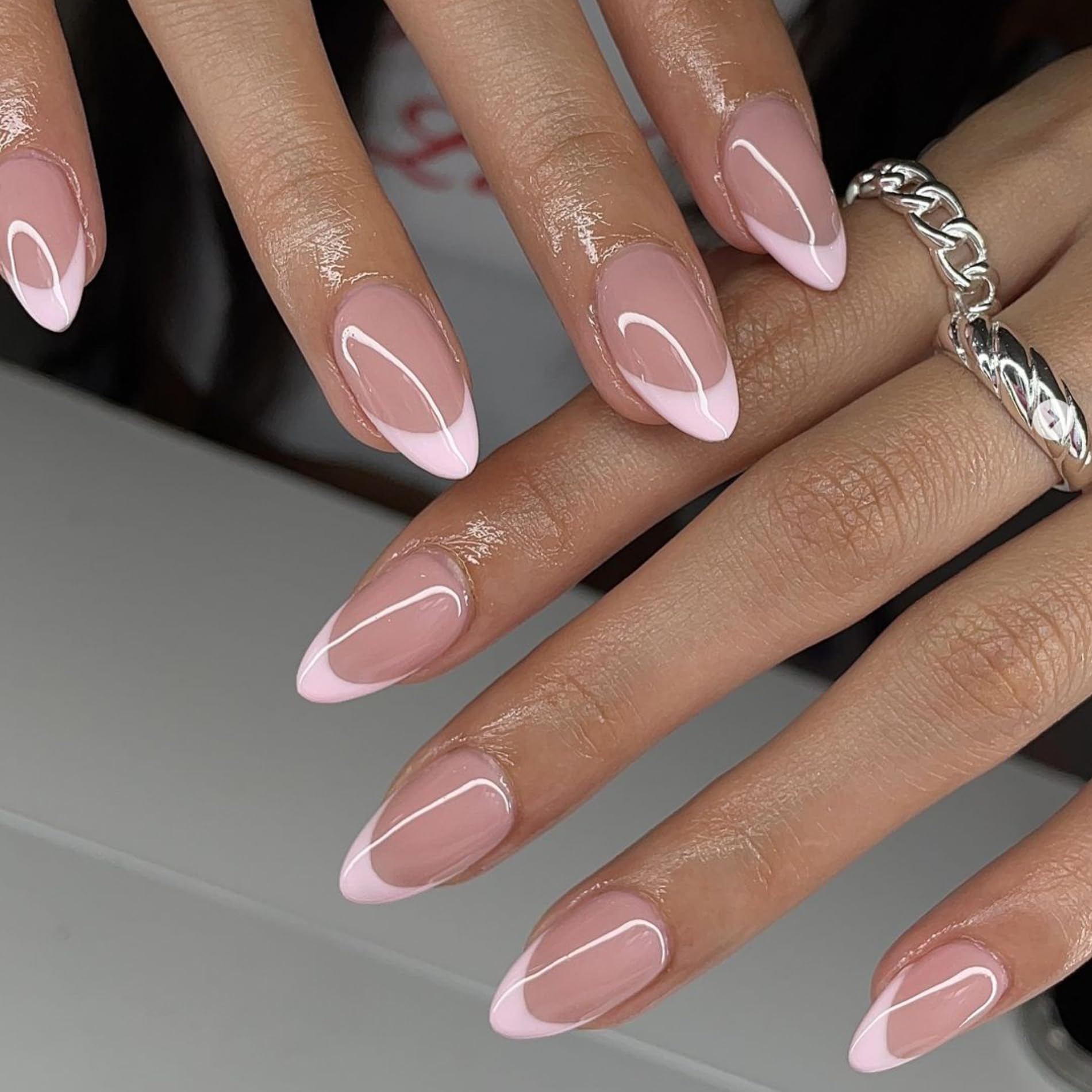 KXAMELIE front packaging showing light pink French tips and quantity benefit