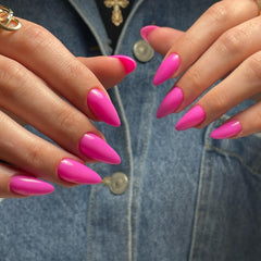 KXAMELIE gel texture close-up highlighting handmade finish and chip-resistant durability