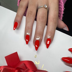kxamelie side profile of medium almond nails showing comfortable fit and natural curve