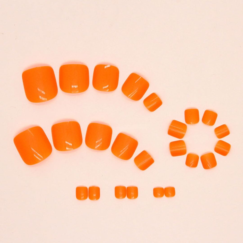 KXAMELIE storage tray with contents organized to preserve nail shapes