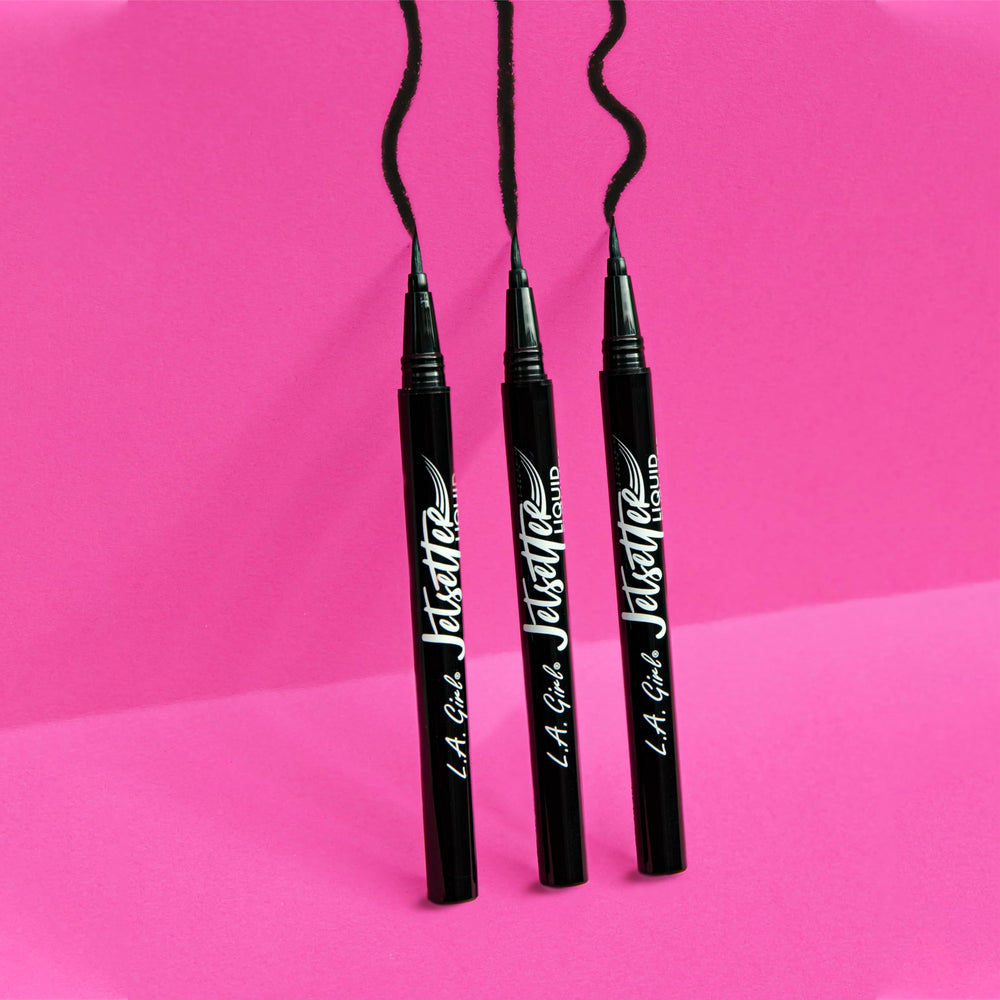 L.A. Girl air-tight cap and tip detail preserving product freshness