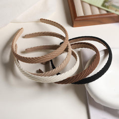 Lahnie close-up of knitted texture highlighting soft fabric and comfortable scalp protection