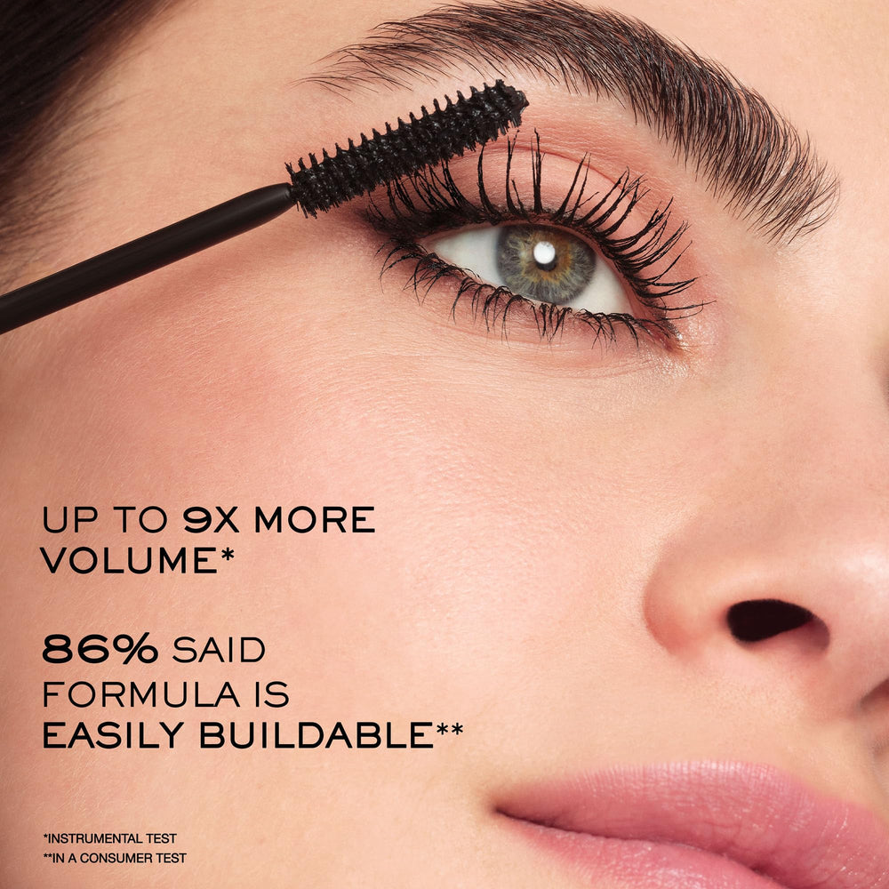 Lancôme before and after lashes showing visible volume, showcases customizable intensity