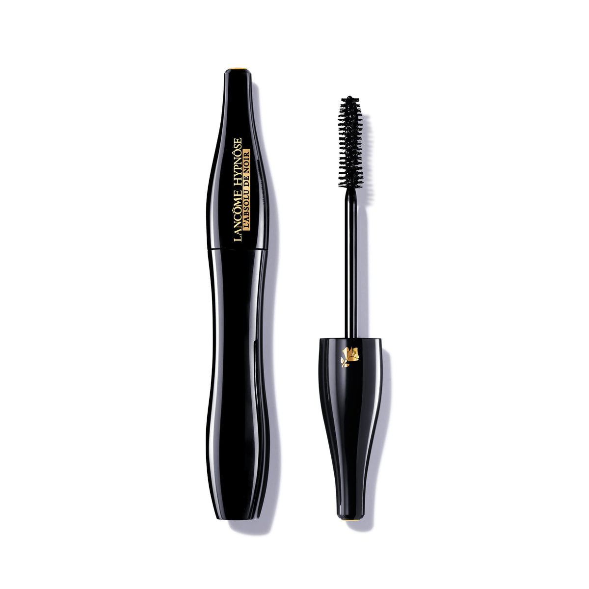 Lancôme front packaging showing Extreme Black tube and branding, boosts product recognition