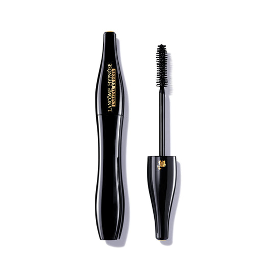 Lancôme front packaging showing Extreme Black tube and branding, boosts product recognition