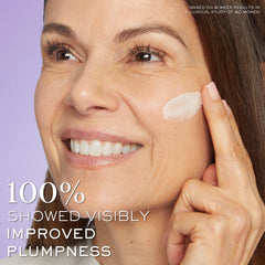 Lancôme close-up of cream texture highlighting smooth, hydrating finish benefits