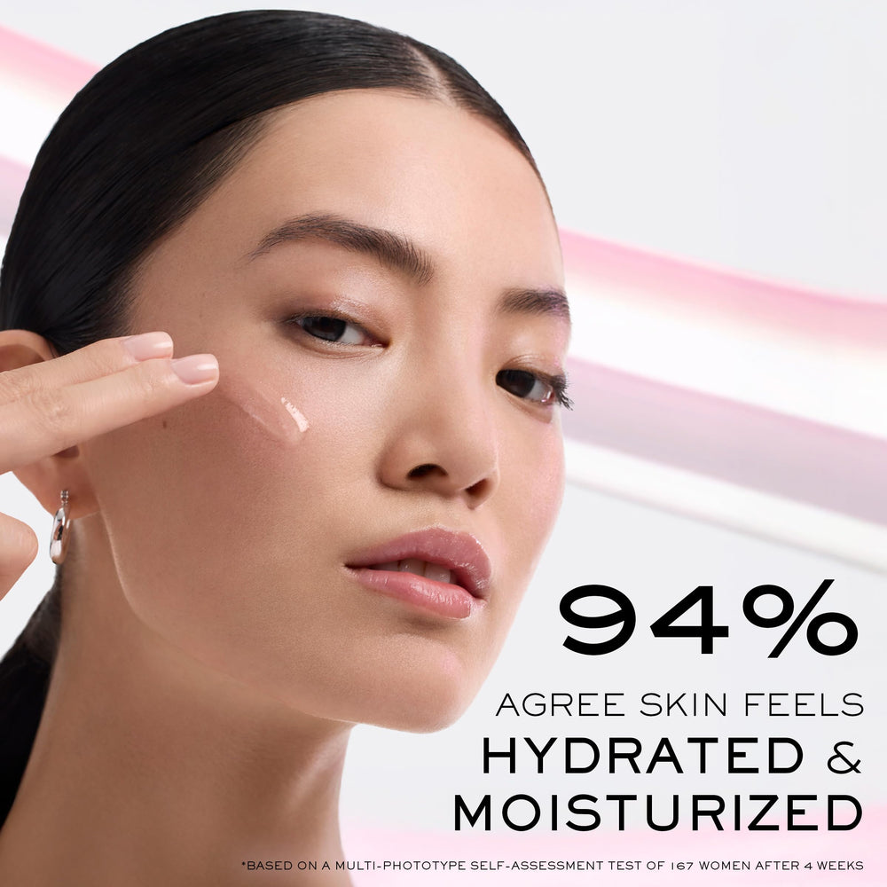 Lancôme pouring toner demonstration showing easy controlled pour and gentle cleansing