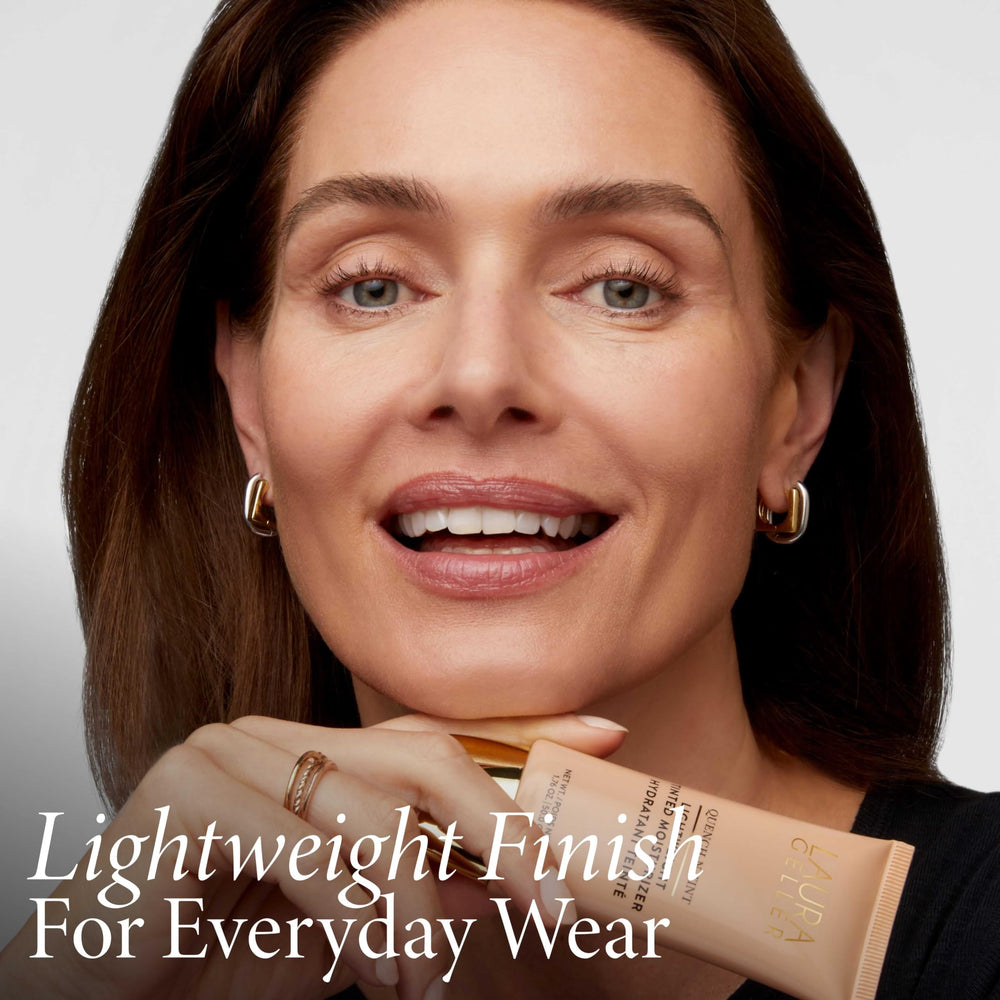 LAURA GELLER fingertip blending product for natural finish