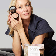 LAURA GELLER retractable angled kabuki brush extended for application