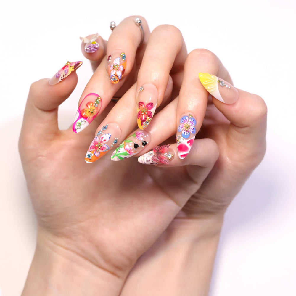 LBPEPAMZ nails in hand to demonstrate scale and fit for sizing confidence