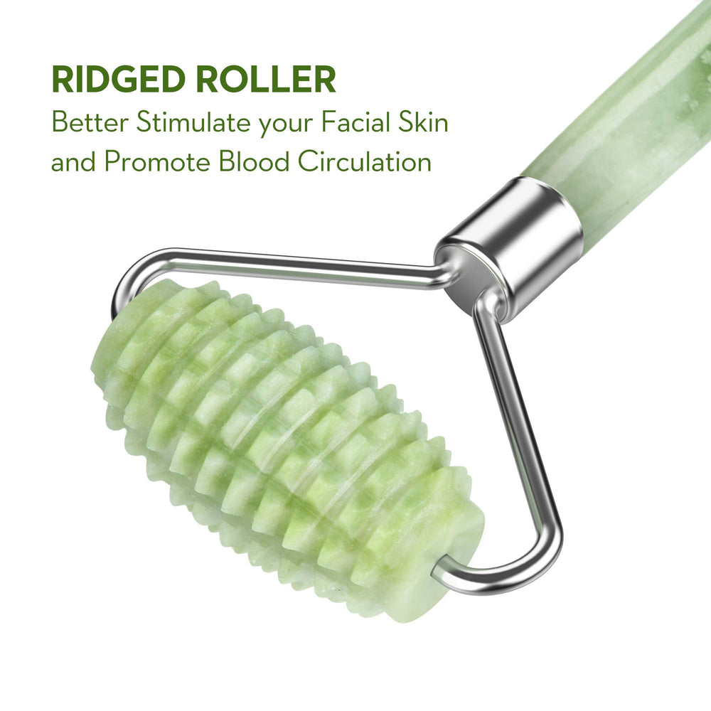 LDREAMAM roller being used on cheek, demonstrates easy serum application benefit
