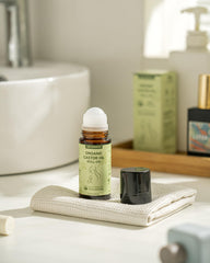 leczhmyo belly application castor oil pack setup illustrating easy pack use and comfort
