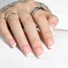 Leefrei close-up of cuticle fit showcasing seamless edge and tidy appearance