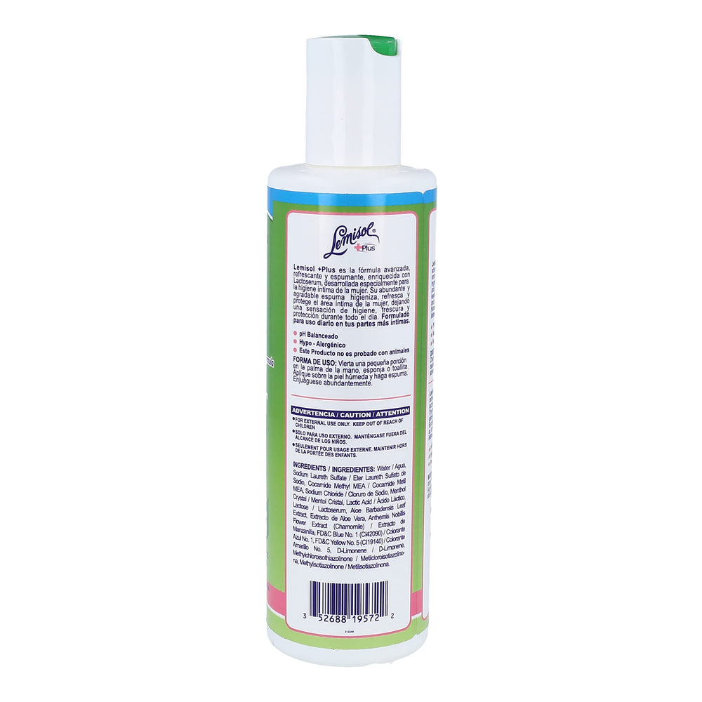 Lemisol pump close-up with mild lather texture highlighting gentle cleansing performance