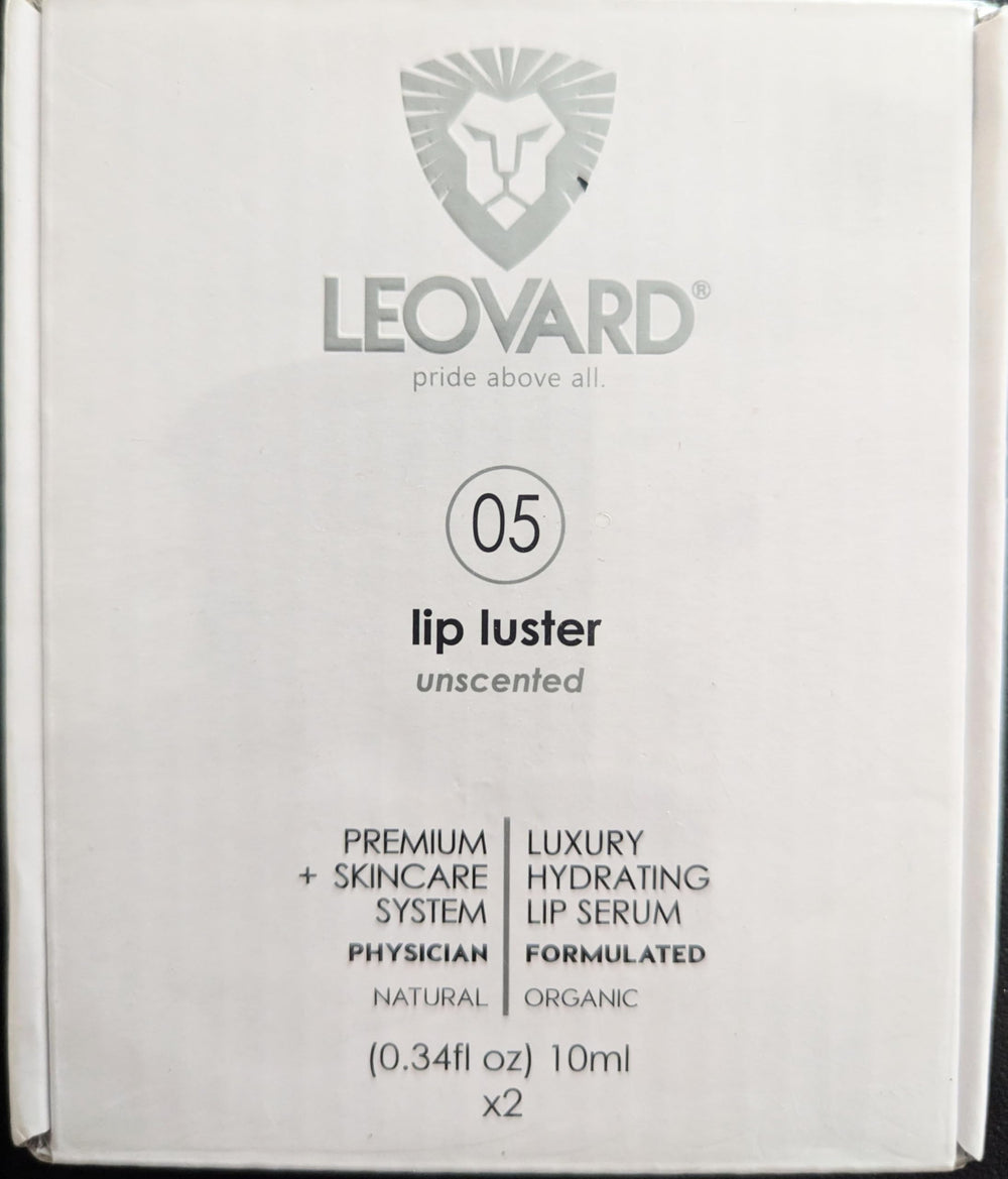 Leovard size comparison next to everyday items showing compact travel-ready design