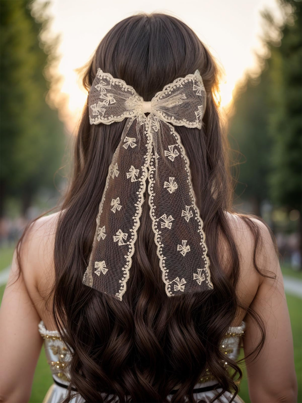 LFOUVRE embroidered flower close-up highlighting delicate stitched detail