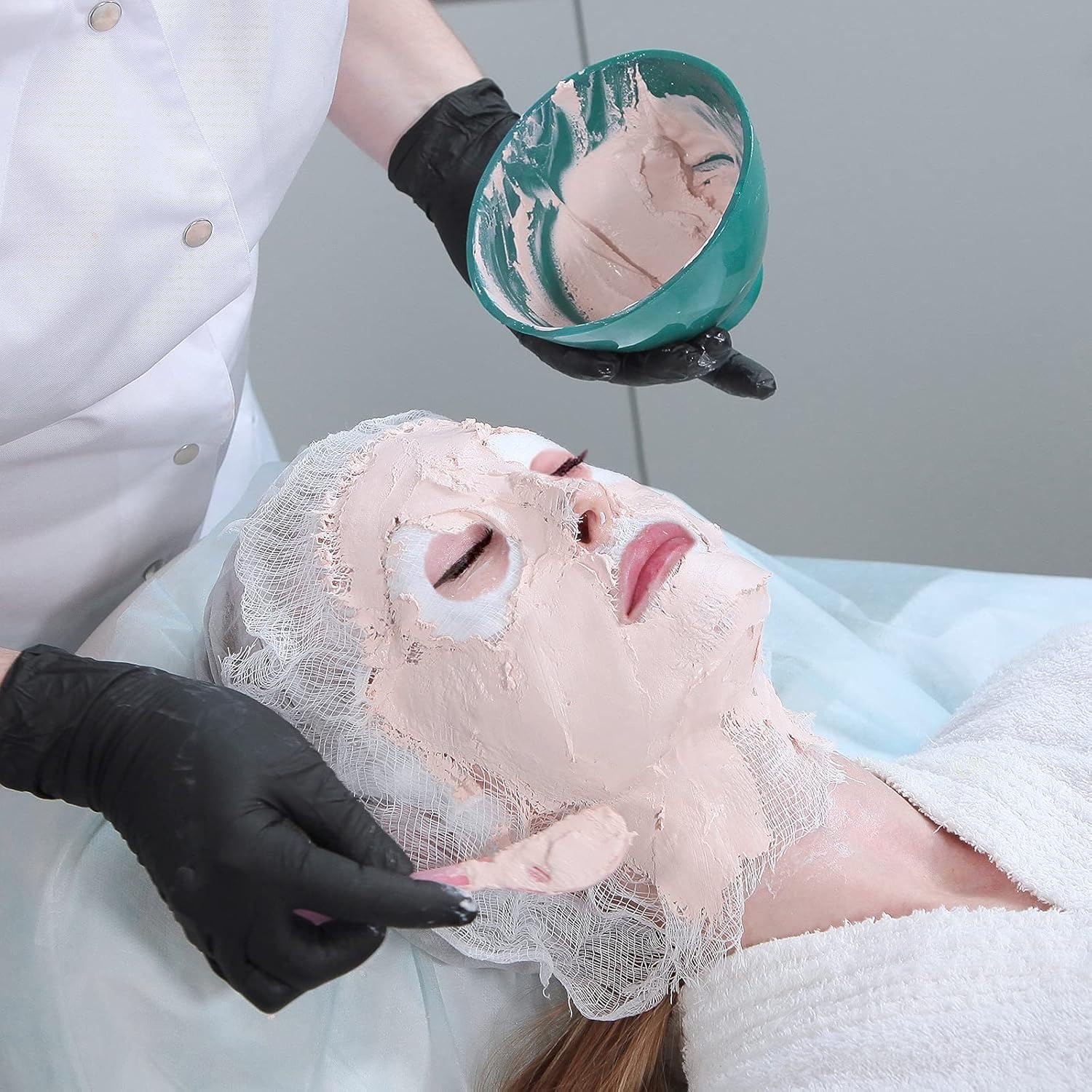 LIFESOFT facial mask applied during spa treatment for tidy application