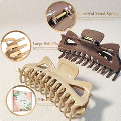 LILIEBE clip securing a messy bun on long hair, comfortable all-day wear and style
